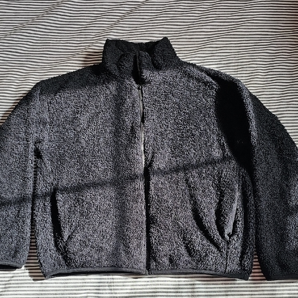 Uniqlo Women's Sherpa Jacket, Black, Size M